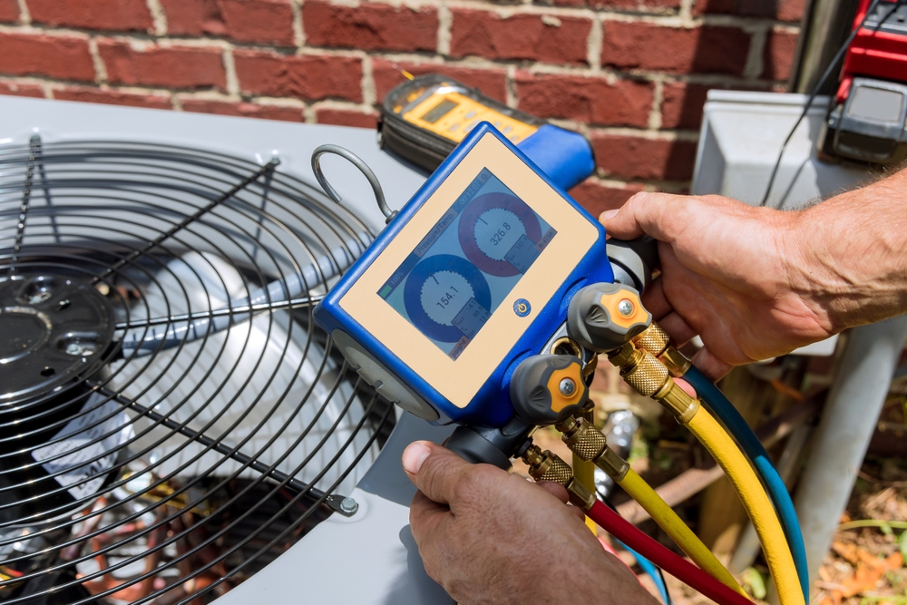 Digital tool for checking the performance of an AC unit
